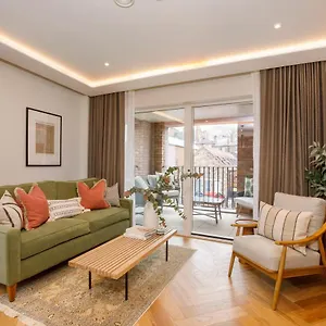 21 Hudson Quarter Luxury Apartments-free Parking 1 Car Apartment York